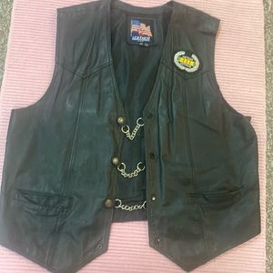 Mens black leather vest  Mens  US 2 XL